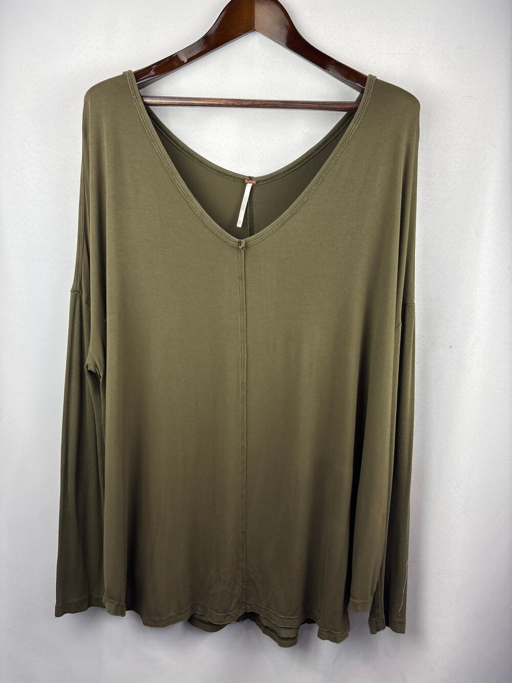Women’s Free People XL Olive Green Long Sleeve V-Neck Shirt